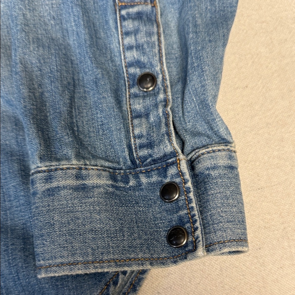 GAP Blue Denim Snap Front Shirt - Picture 5 of 9
